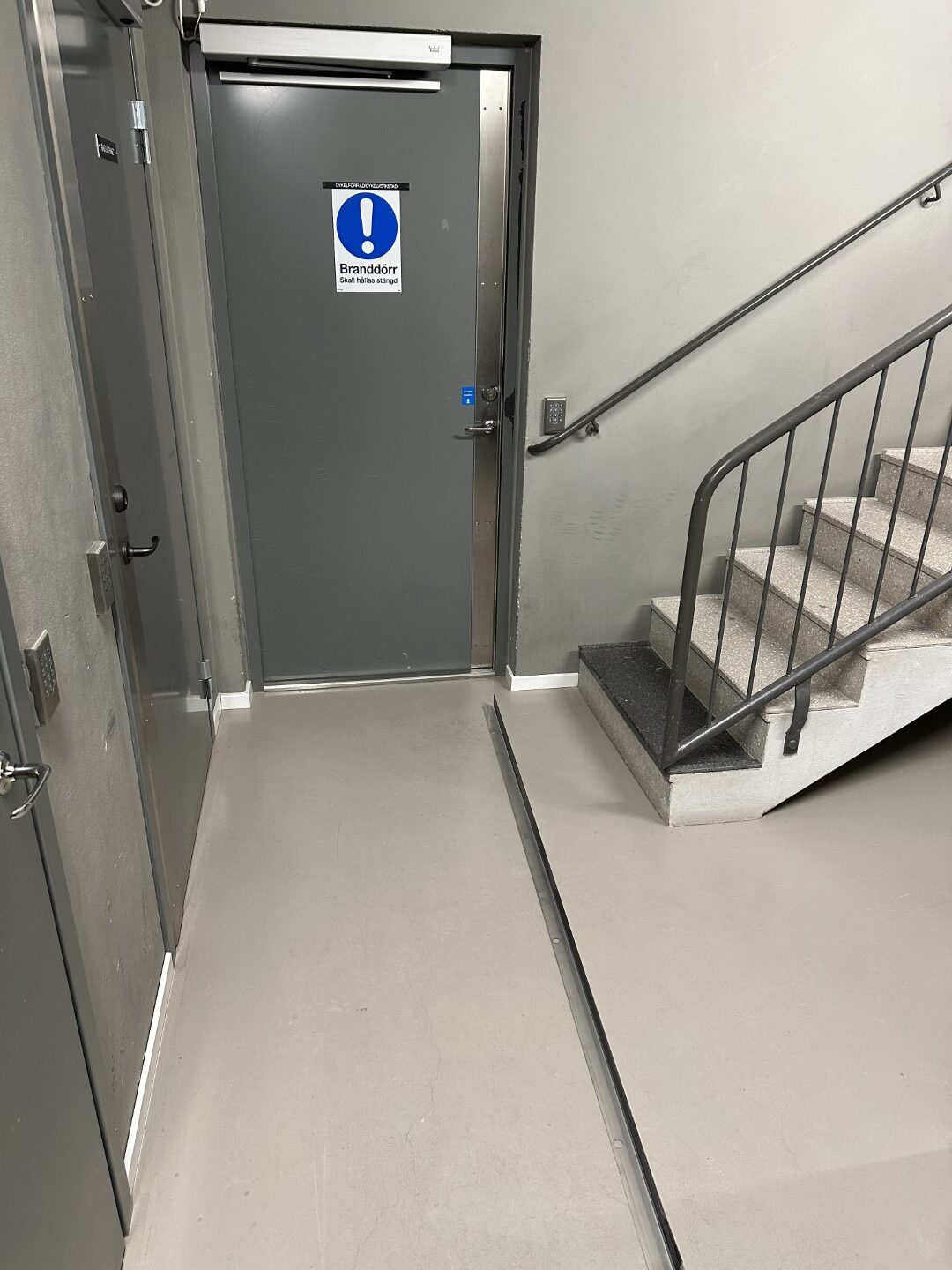 Eventuellt inbrottsförsök Labradorgatan 6 20241208